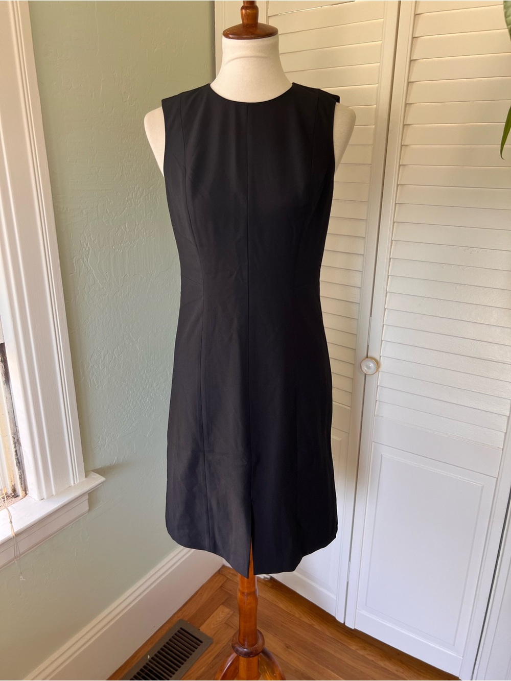 Banana Republic Sleeveless Sheath Dress *NWT*